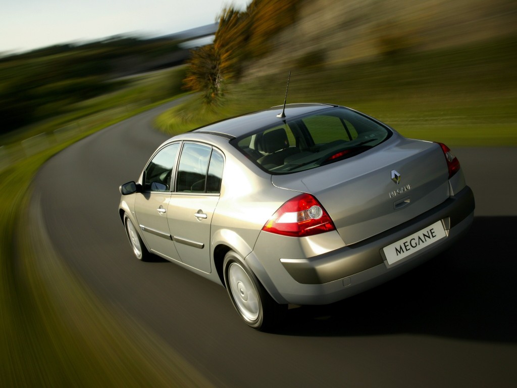 Renault Megane Sedan photo 33