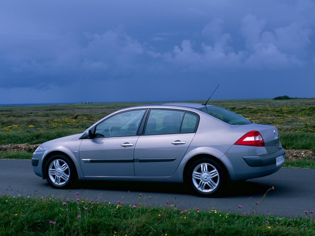 Renault Megane Sedan photo 35
