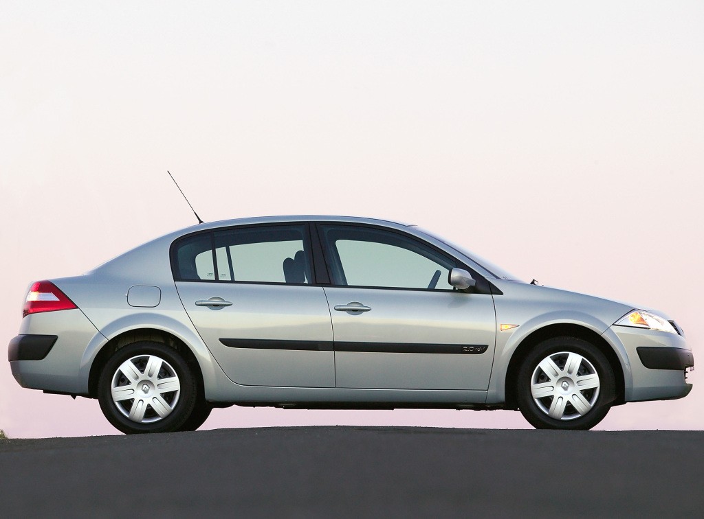 Renault Megane Sedan photo 36