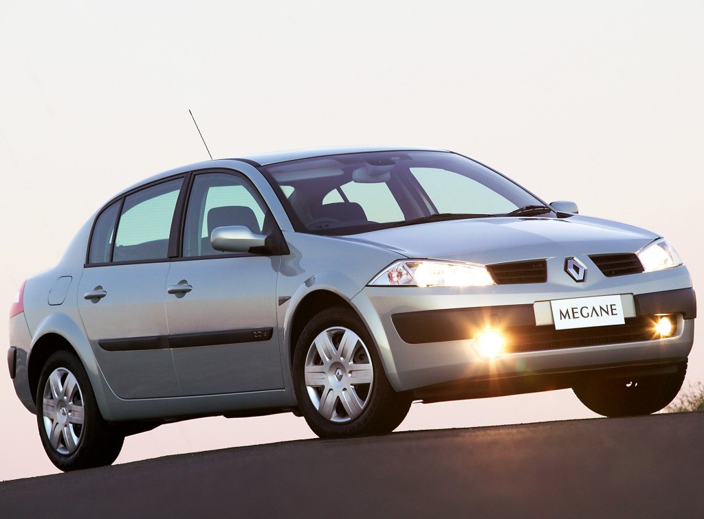 Renault Megane Sedan photo 37