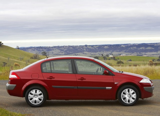 Renault Megane Sedan Foto 23