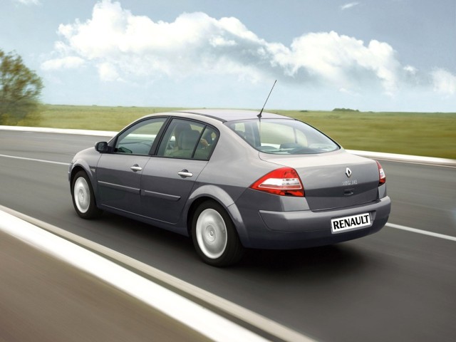 Renault Megane Sedan Foto 9