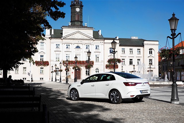Renault Megane Sedan photo 16