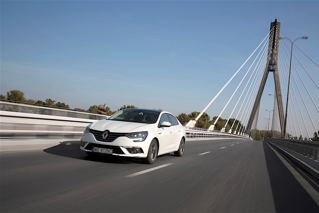 Renault Megane Sedan photo 17