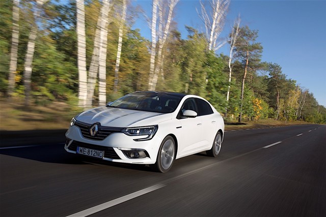 Renault Megane Sedan photo 18
