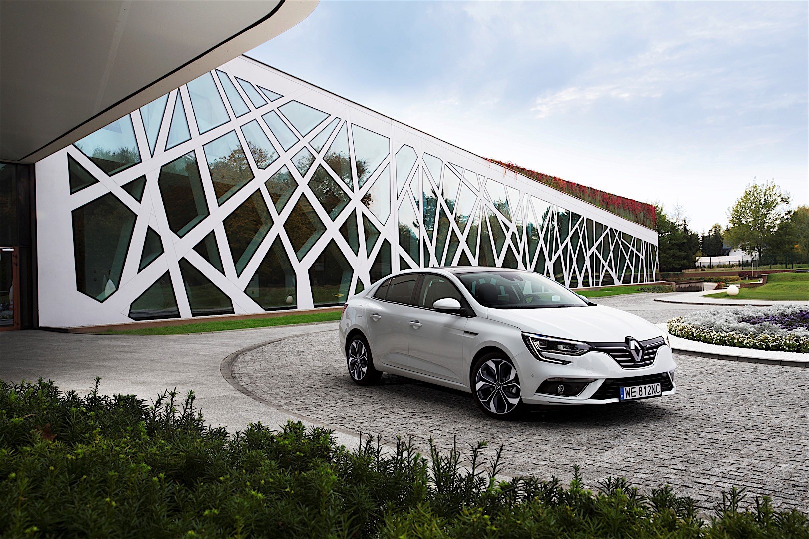 Renault Megane Sedan photo 21