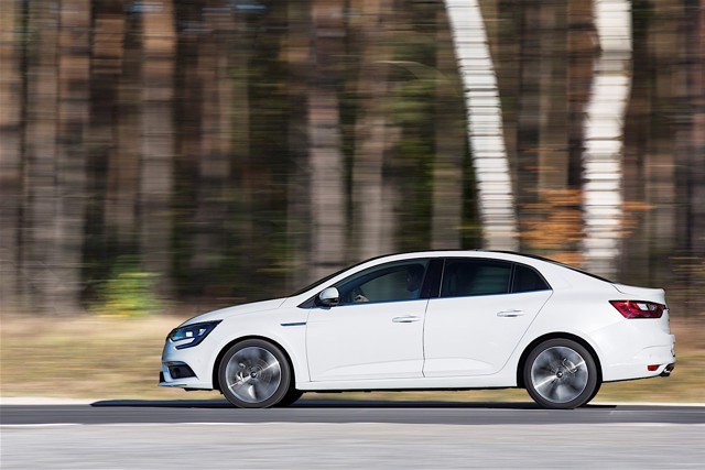 Renault Megane Sedan photo 26