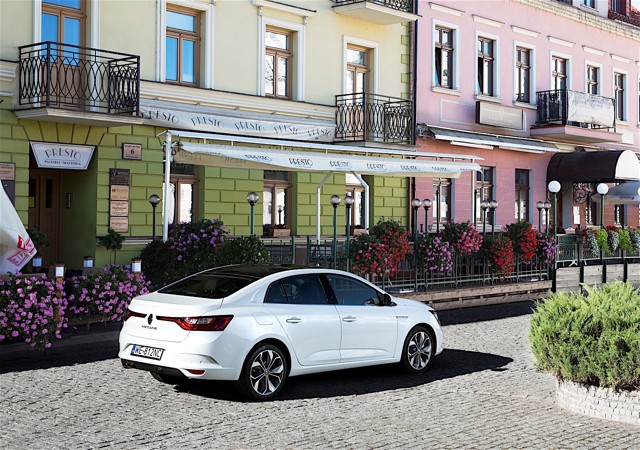 Renault Megane Sedan photo 27