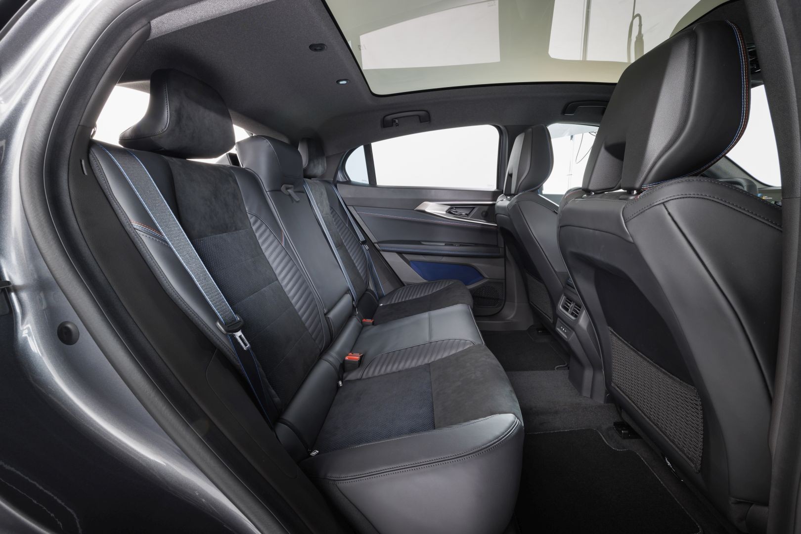 Renault Rafale photo 89