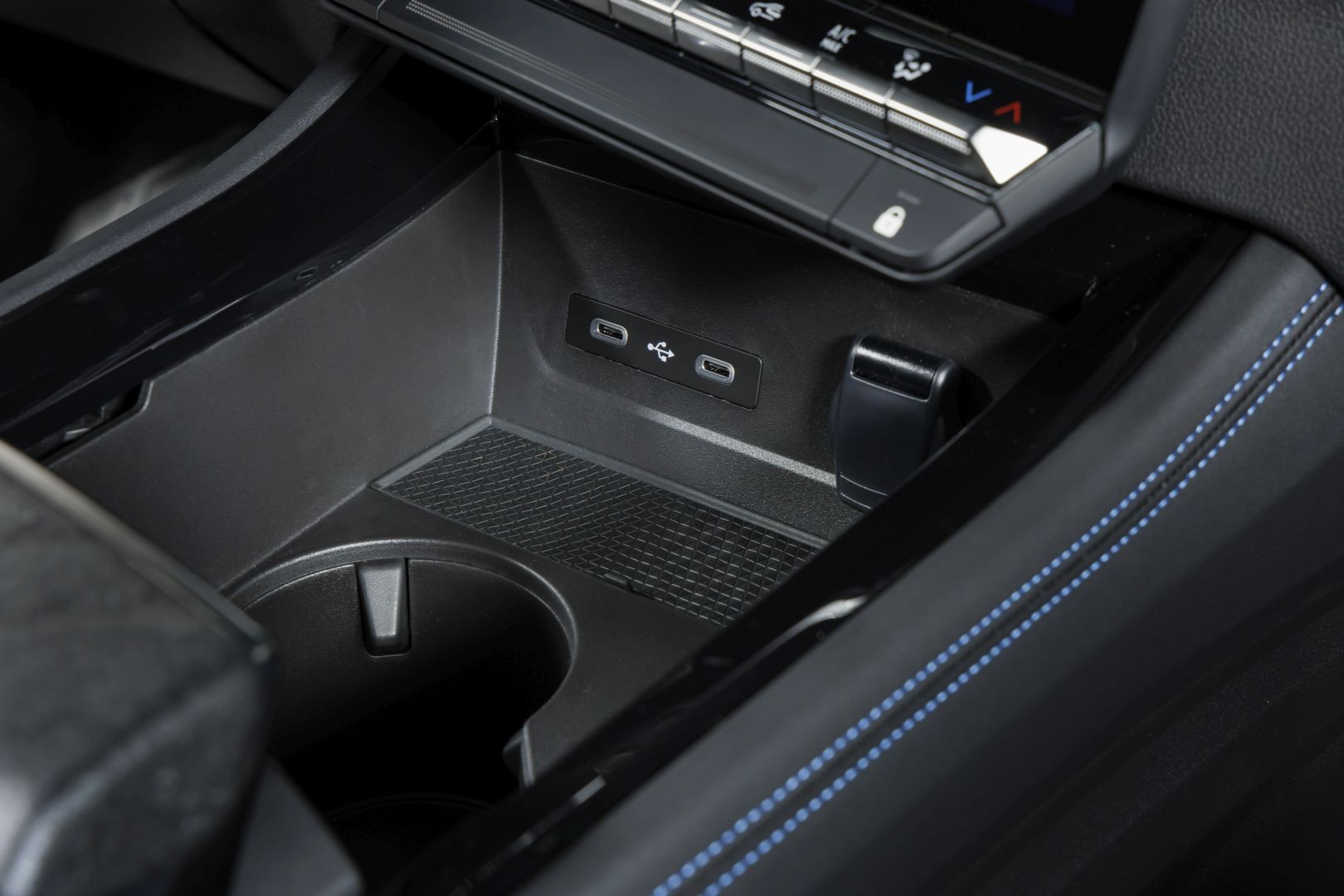 Renault Rafale photo 98