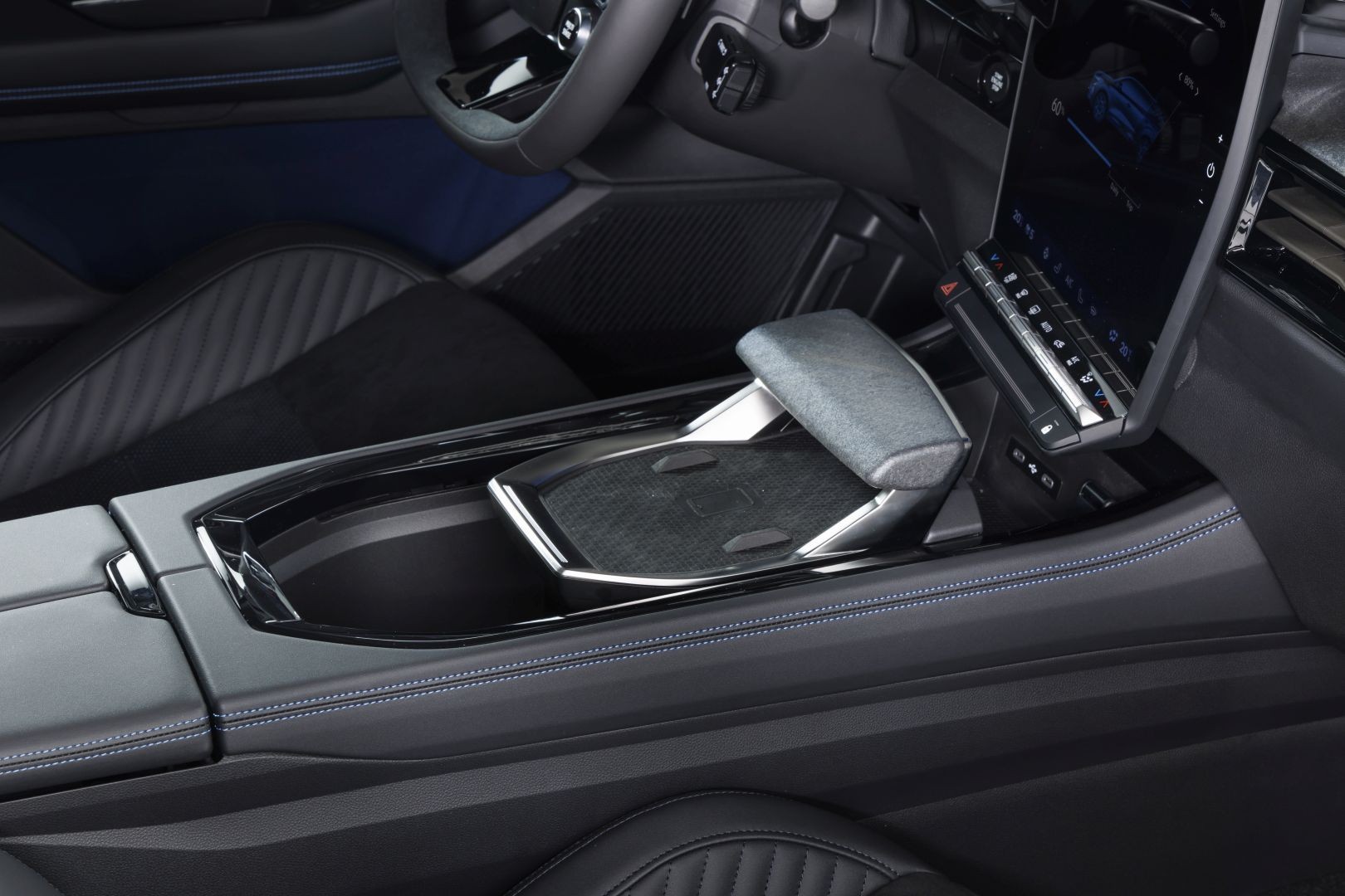 Renault Rafale photo 101