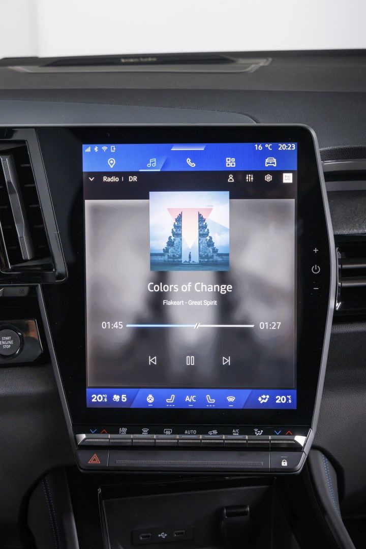 Renault Rafale photo 109