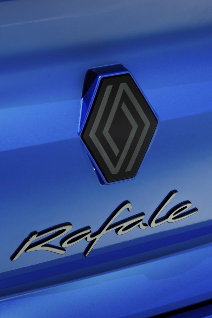 Renault Rafale photo 8