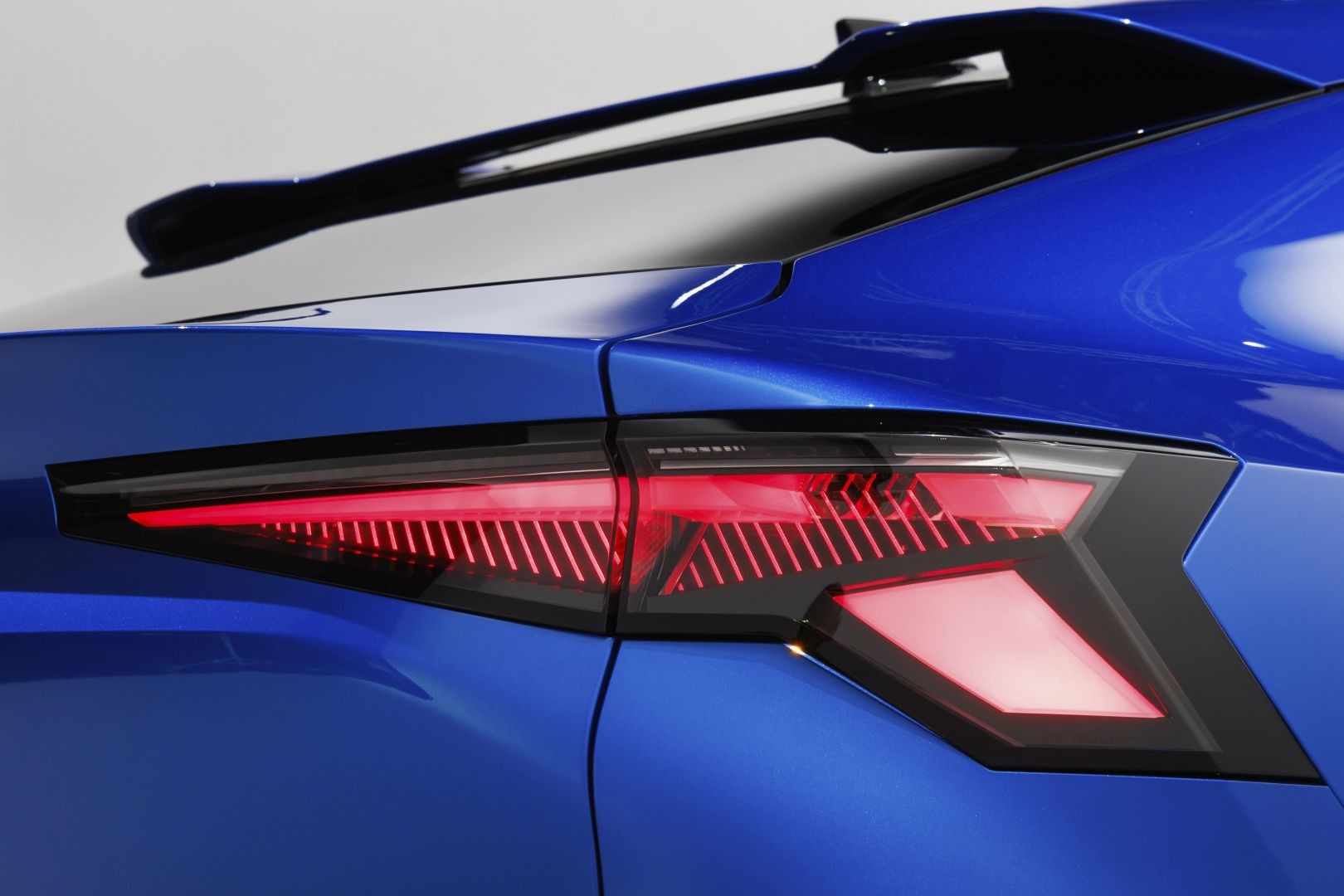 Renault Rafale photo 11