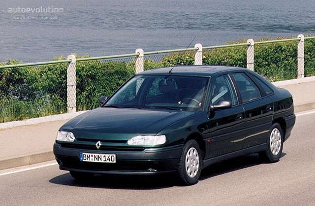 Renault Safrane photo 3