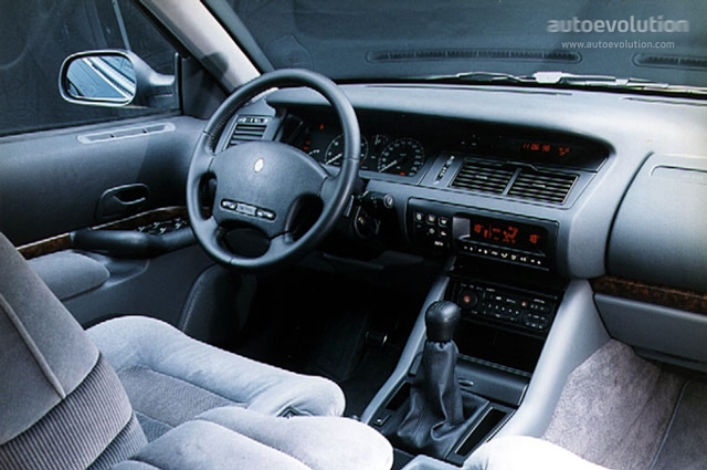 Renault Safrane photo 4