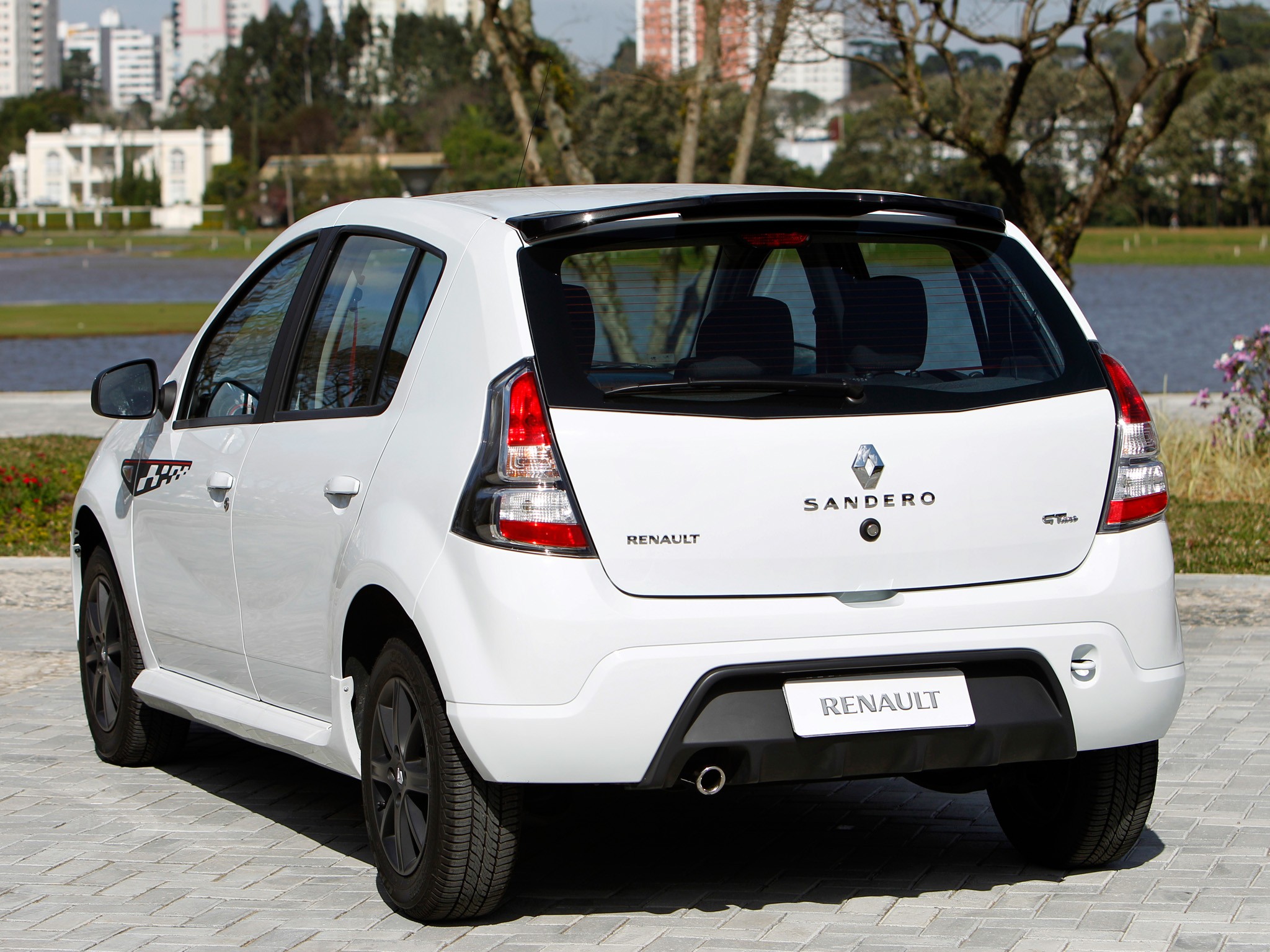 Renault Sandero photo 8