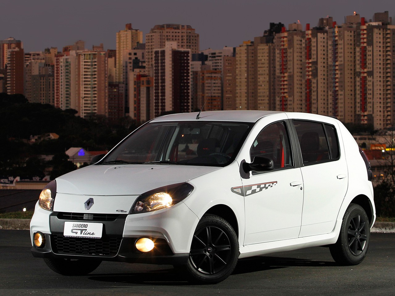 Renault Sandero photo 11