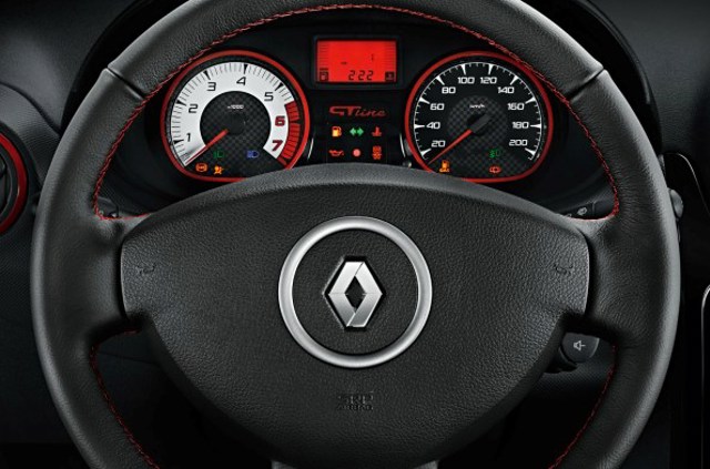 Renault Sandero photo 15