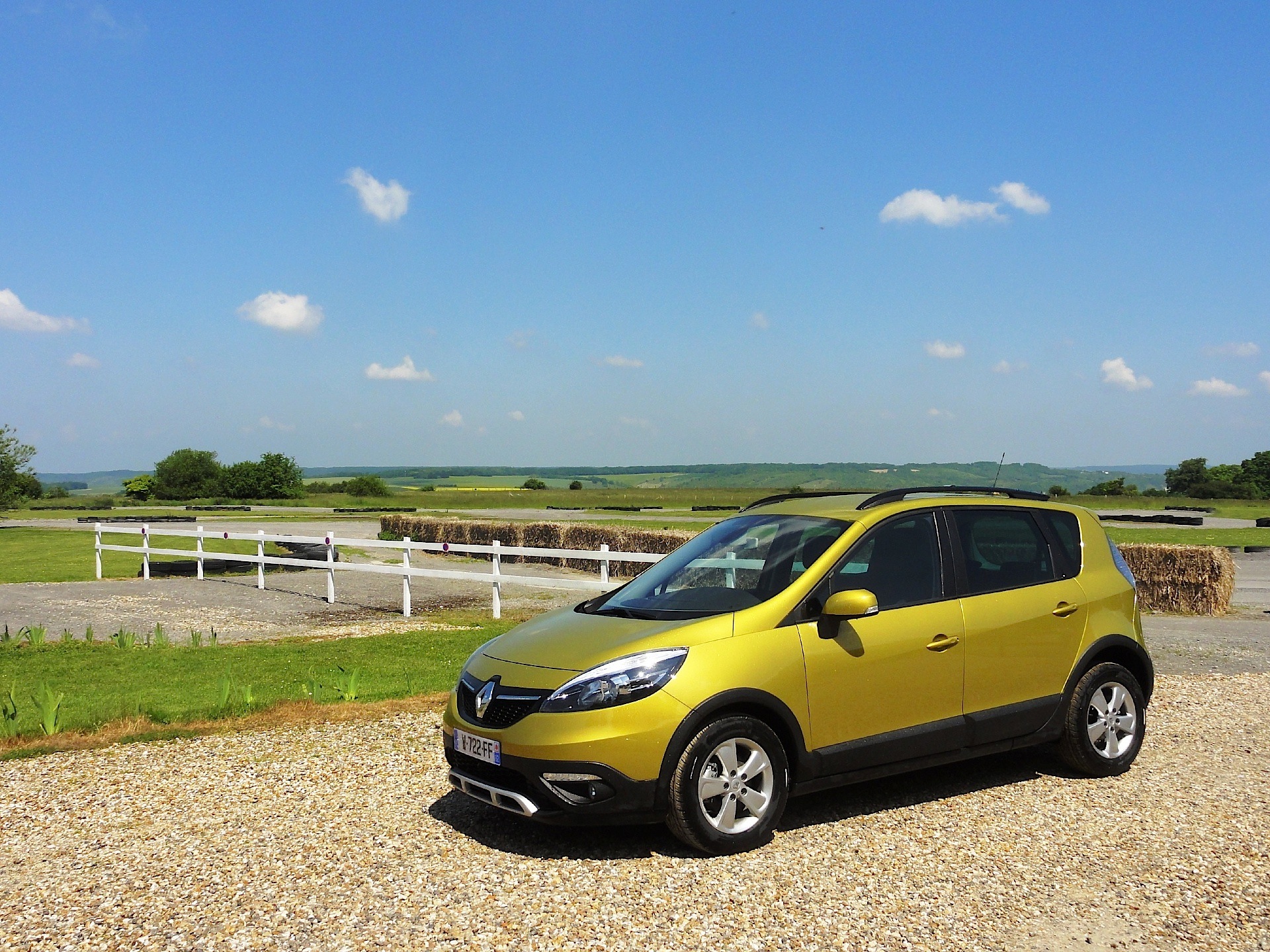 Renault Scenic Xmod photo 23