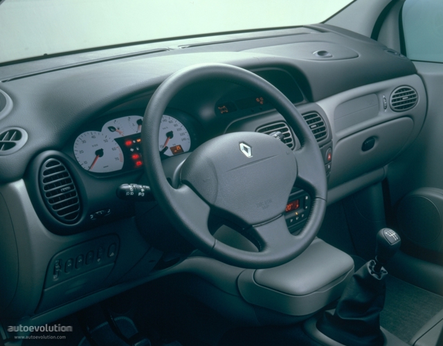 Renault Scenic photo 4