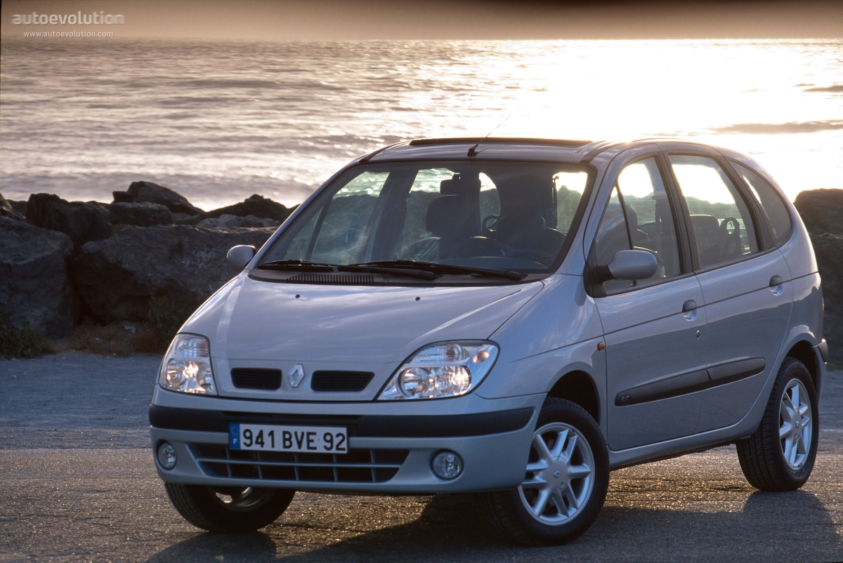 RENAULT Scenic