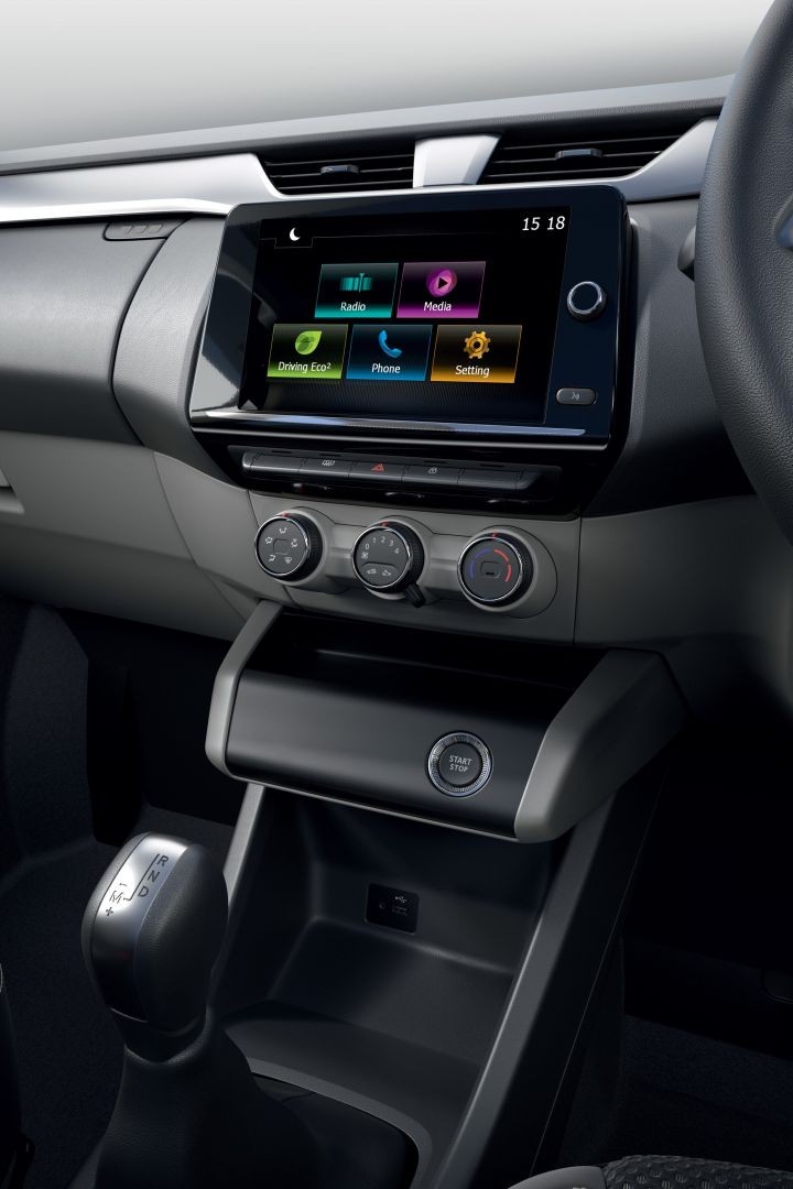 Renault Triber photo 33