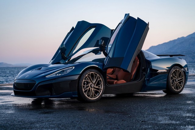Rimac Nevera photo 2