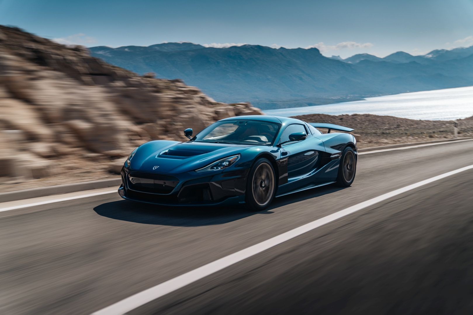 Rimac Nevera photo 9