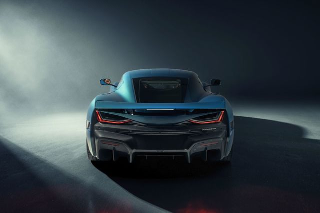 Rimac Nevera photo 16