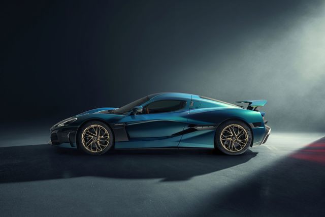 Rimac Nevera photo 19