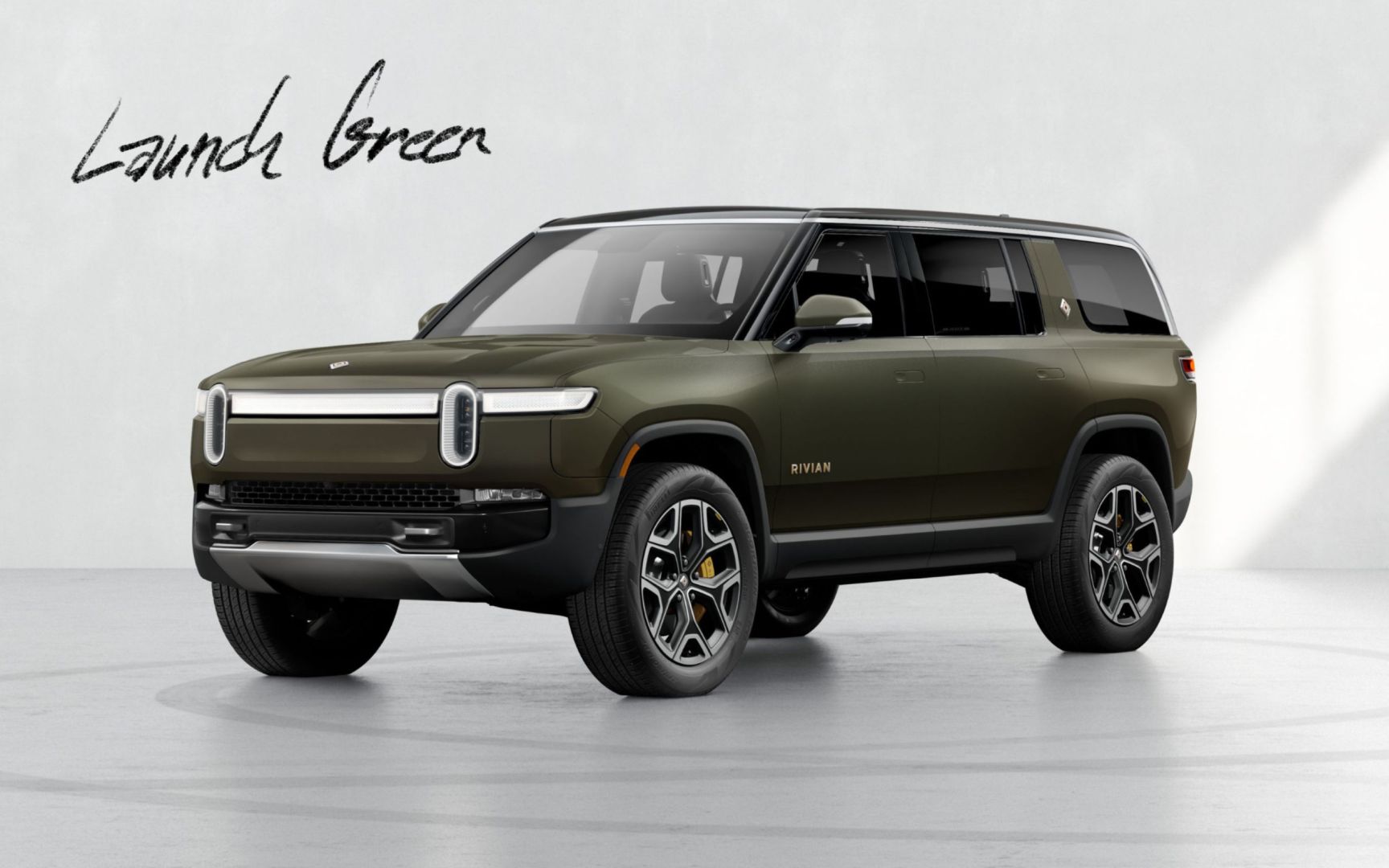 Rivian R1s photo 18