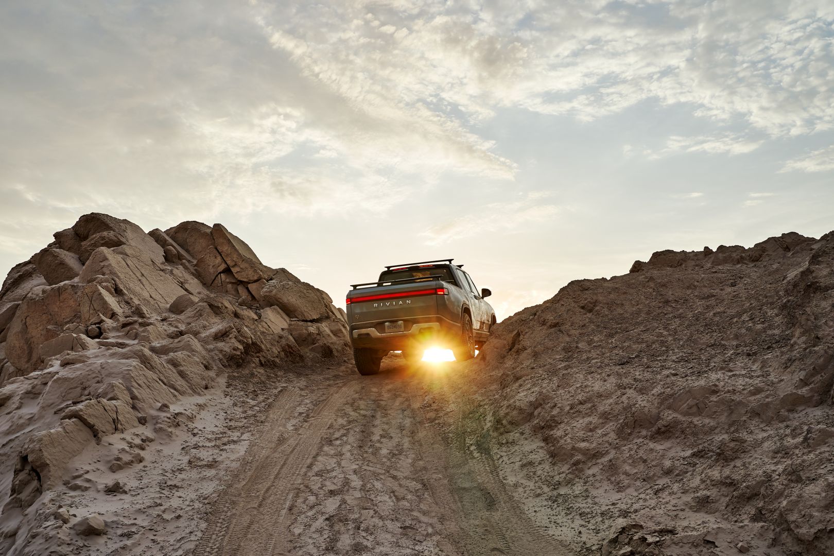 Rivian R1t photo 15