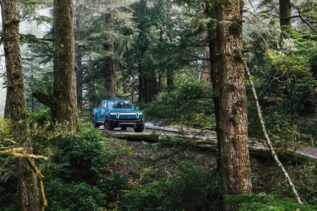 Rivian R1t photo 50