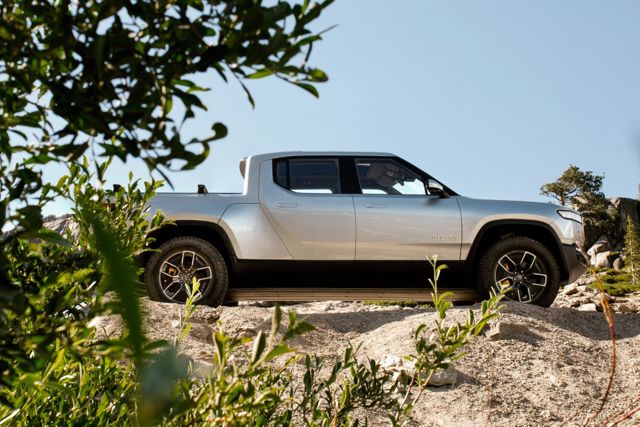 Rivian R1t photo 56