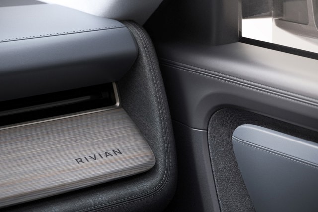 Rivian R2 photo 12