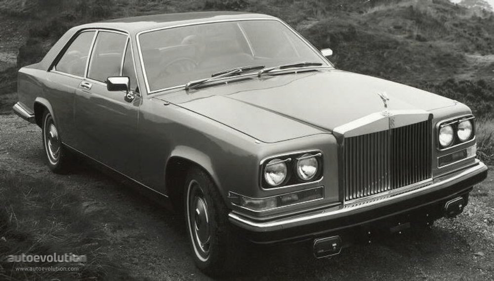 Rolls-Royce Camargue photo 9