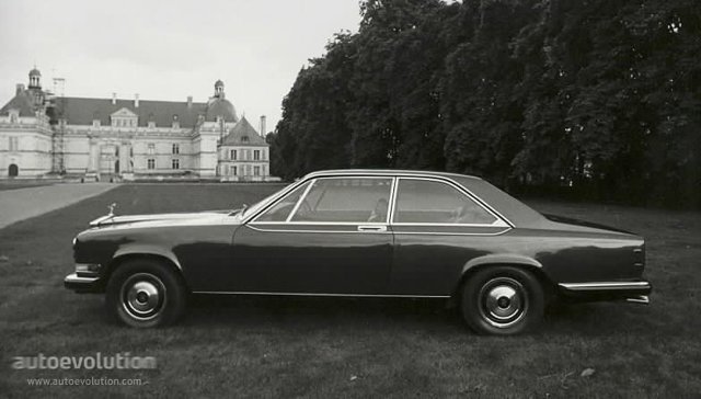 Rolls-Royce Camargue photo 6