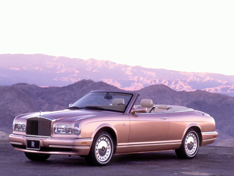Rolls-Royce Corniche photo 10