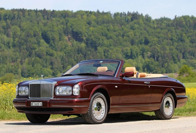 Rolls-Royce Corniche photo 20