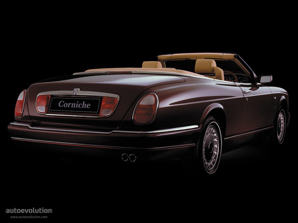 Rolls-Royce Corniche photo 2