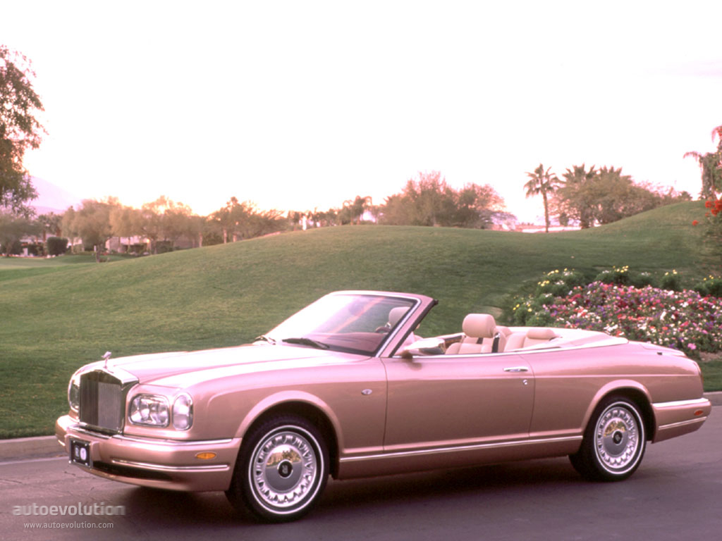 Rolls-Royce Corniche photo 7