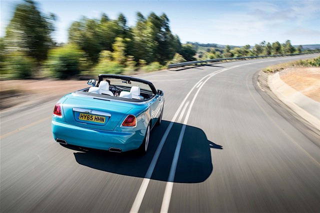 Rolls-Royce Dawn photo 4