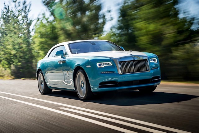 Rolls-Royce Dawn photo 9
