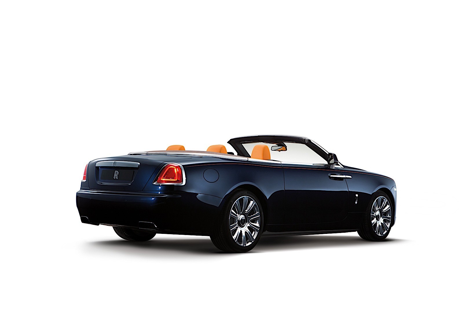 Rolls-Royce Dawn photo 12