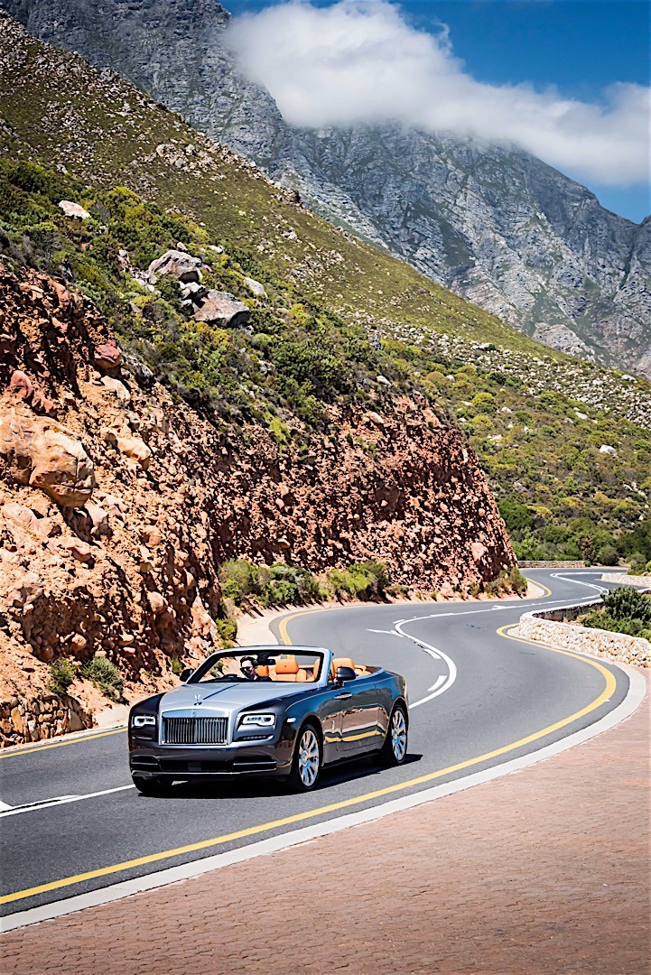 Rolls-Royce Dawn photo 20