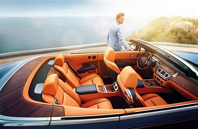 Rolls-Royce Dawn photo 37