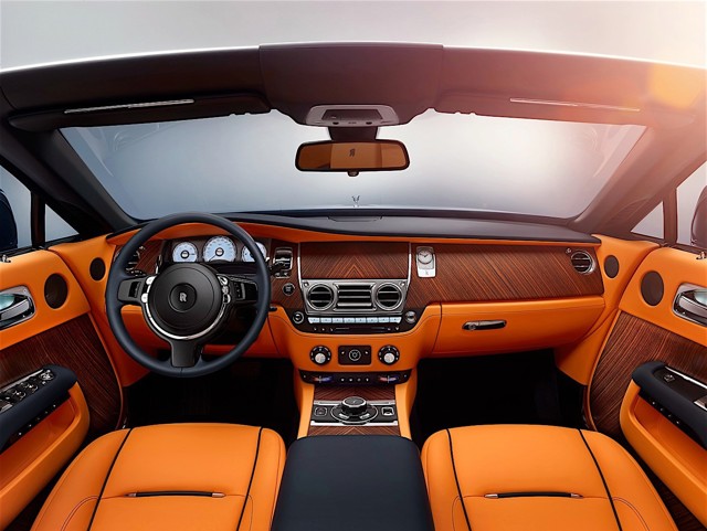 Rolls-Royce Dawn photo 40