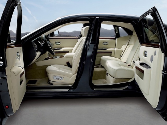 Rolls-Royce Ghost photo 109