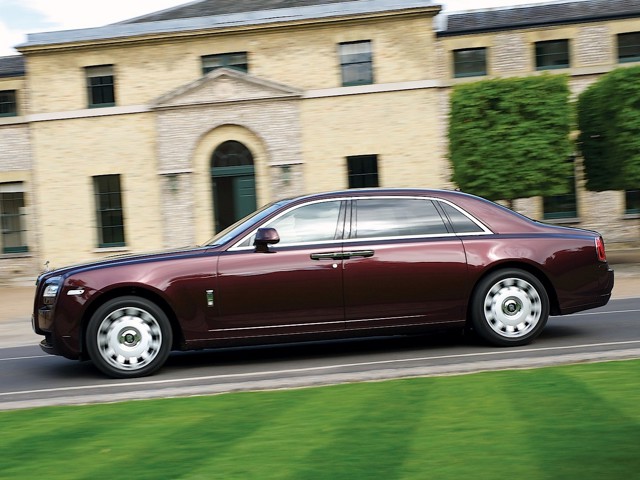 Rolls-Royce Ghost photo 18